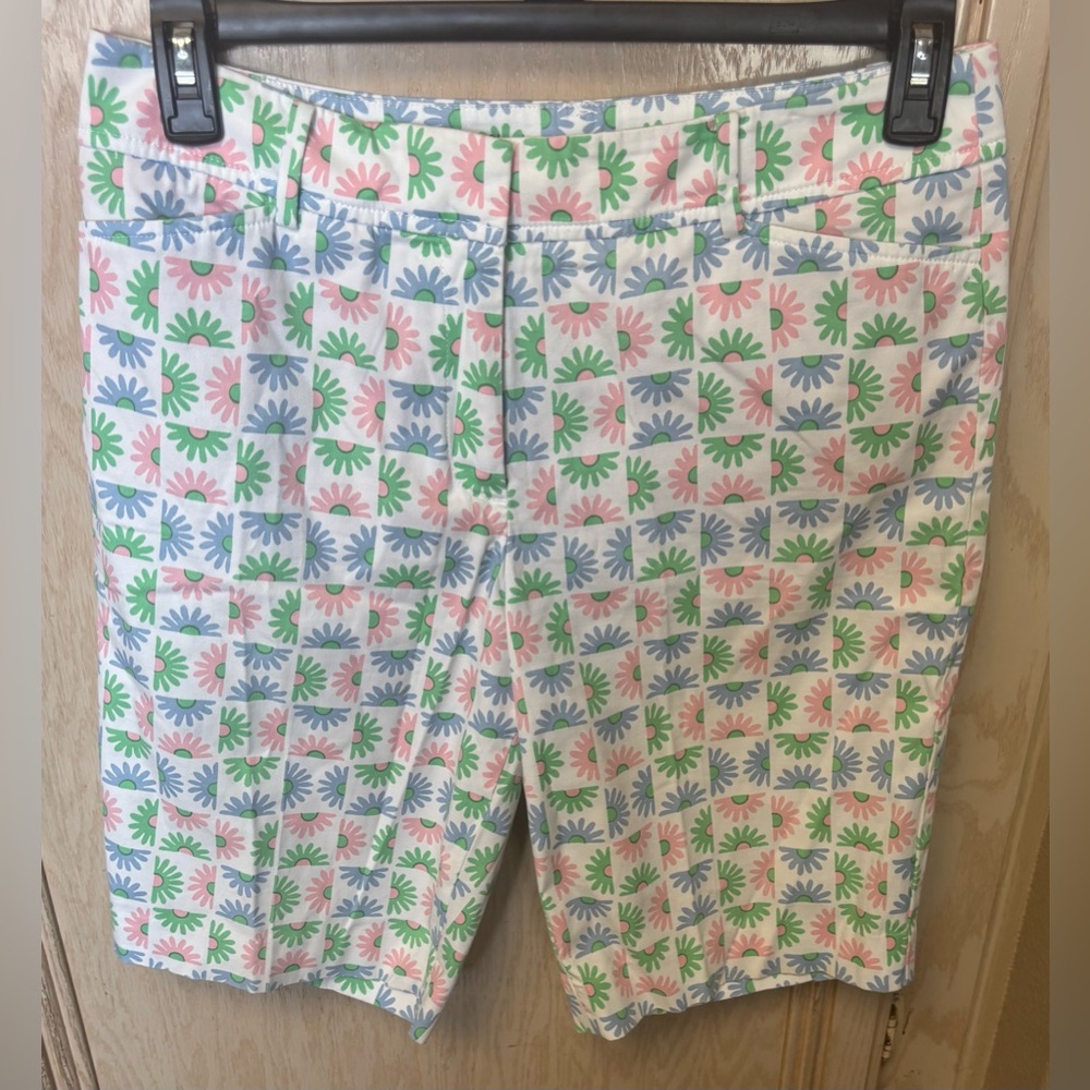 Talbots Women Perfect Shorts 8 Floral White‎ Pink Blue Chino Bermuda Boho Spring
